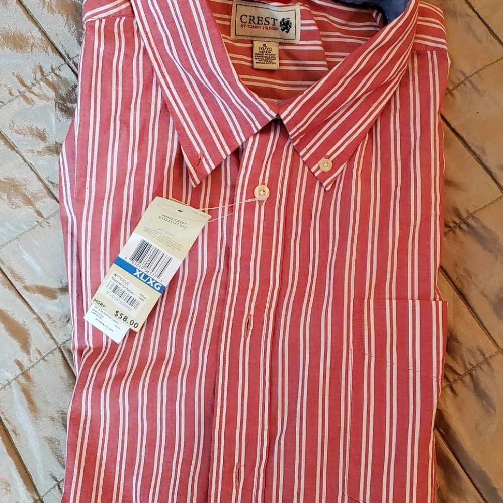 Crest by Tommy Hilfiger Men's button down dressed